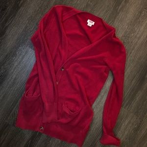 Red boyfriend cardigan.